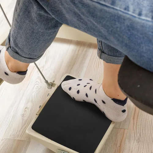 Miniatura 2 de Alfombrilla para pedal de máquina de coser, antideslizante, almohadillas impermeables para pedal que mantienen el pedal en su lugar, para edredones