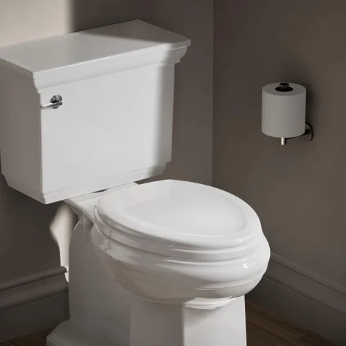 Miniatura 2 de Asiento para inodoro Kohler con tapa, de pino con molduras de madera y bisagras de plástico en color a tono, 4647-0 Blanco