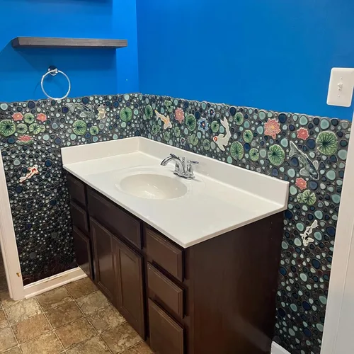 Miniatura 7 de Hominter Azulejo entrelazado de guijarros de porcelana azul turquesa azul aguamarina montado en malla de 12 x 12 pulgadas, azulejos de cerámica