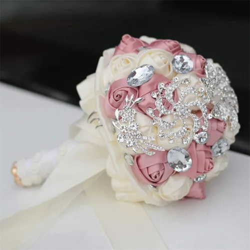 Miniatura 4 de Ramo de broche para novia pequeña, ramo de boda, ramo de rosas de satén para niña, hecho a medida, ramo floral de boda, arreglo de centro de mesa