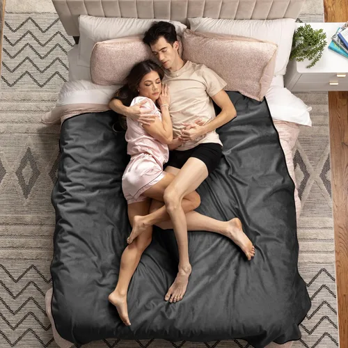 Avana Manta impermeable – Manta sensual para adultos – Fabricada en los Estados Unidos – Tamaño King, microterciopelo negro