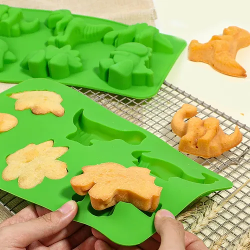 Miniatura 4 de Webake Moldes de silicona de dinosaurio, paquete de 2 lindos moldes de dinosaurio para dibujos animados de dinosaurio, chocolate, caramelo, pastel