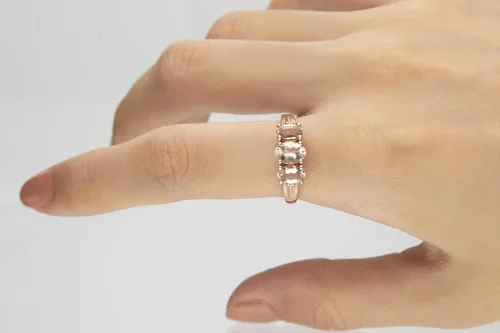 Miniatura 4 de Gin & Grace Anillo de compromiso de oro rosa de 10 quilates con diamantes de morganita natural de 3 piedras para mujer, Oro blanco Gema Piedra