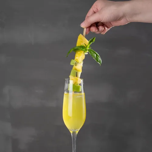 Miniatura 5 de Púas de bambú de 7.5 pulgadas, 100 púas desechables para aperitivos, resistentes, diseño triangular, púas de madera de bambú natural