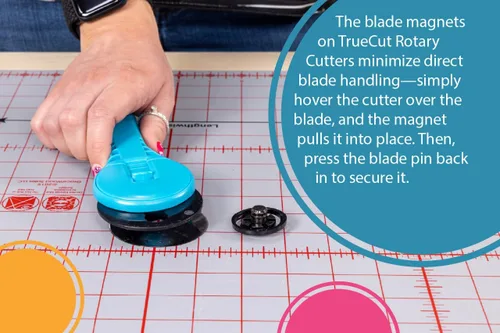 Miniatura 5 de TrueCut - Cortador giratorio recto – Cortador de ruedas ergonómico de 1.772 in para tela y manualidades – zurdo o diestro – Regla de guía y guía