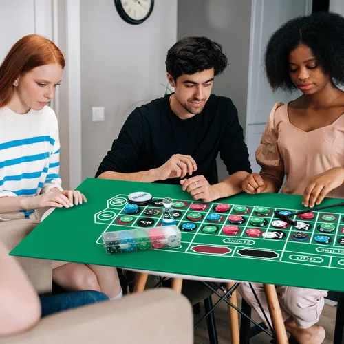 Miniatura 6 de Lunmon Casino Night - Juego completo 4 en 1, 2 alfombrillas de diseño de fieltro de doble cara, rueda de ruleta de 10 pulgadas, 200 fichas