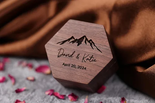 Miniatura 2 de Personalized Wedding Ring Box for wedding Ceremony, Custom Double Ring Holder - By NorthStar Engraving