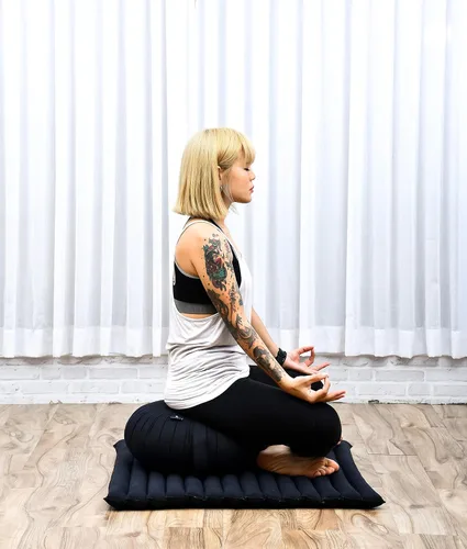Miniatura 4 de Leewadee Juego de cojines de meditación: 1 almohada redonda de meditación Zafu y 1 alfombrilla de meditación Zabuton cuadrada enrollable, paquete