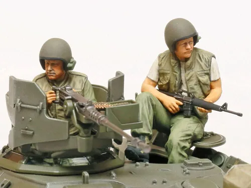 Miniatura 5 de Tamiya 35365 1/35 US Airborne Tank M551 Sheridan Plastic Model Kit