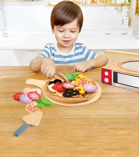 Miniatura 2 de Hape Juego de madera de pizza perfecto para cocina de niños, horno de pizza 2 en 1 y caja de entrega, 29 piezas de juego de simulación para niños