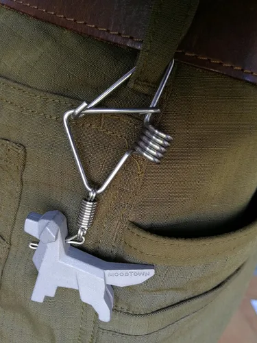 Miniatura 4 de Llavero de acero inoxidable hecho a mano
