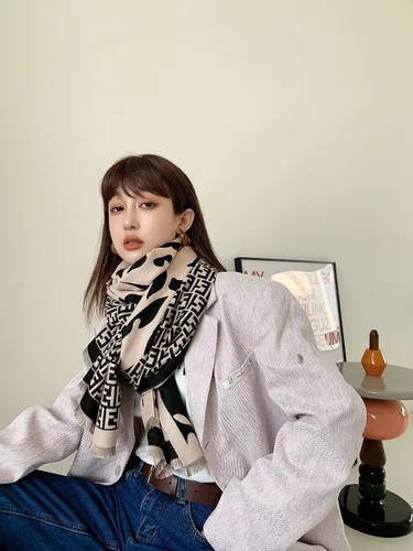 Miniatura 2 de iCuviy Bufanda grande de moda para invierno, chales y envolturas para mujer, extra suave, sensación de cachemira, bufandas frías para mujer