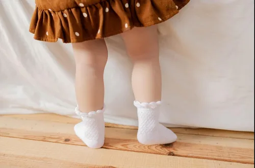 Miniatura 38 de Looching Paquete de 5 calcetines delgados de malla para bebés, niñas y niños, de algodón, color blanco, calcetines de tobillo invisibles 1-8T