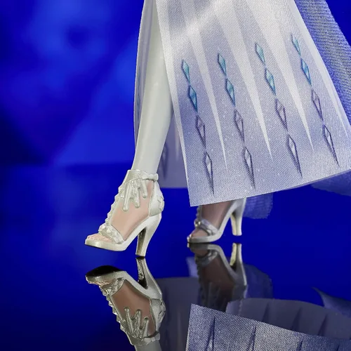 Miniatura 9 de Disney Frozen 2 Queen Elsa Shimmer - Muñeca de moda, ropa y accesorios extraíbles, cabello rubio largo, juguete para niños de 3 años en adelante