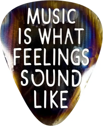 Miniatura 10 de Top Brass Arte de pared jumbo de metal con púa de guitarra de 16 pulgadas, cita "Music Is What Feelings Sound Like", decoración de pared de acero
