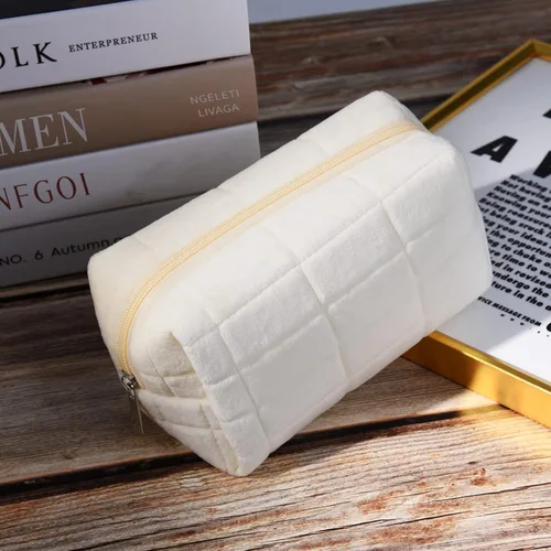 Miniatura 6 de SOIDRAM Bolsa de Maquillaje a Cuadros Bolsa Cosmética de Felpa Blanca Bolsa de Maquillaje 1 Pieza de Gran Capacidad Bolsas de Maquillaje y 1 Pieza