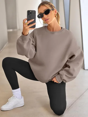 Miniatura 4 de EFAN Sudaderas de gran tamaño para mujer, sudaderas con capucha de forro polar con cuello redondo, suéteres casuales y cómodos de moda de otoño 2024