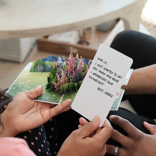 Miniatura 7 de Lovepop Lupine - Tarjeta emergente de colibrí – Tarjetas de felicitación emergentes de colibrí – Tarjeta de cumpleaños 3D – 5 x 7 pulgadas – Sobre