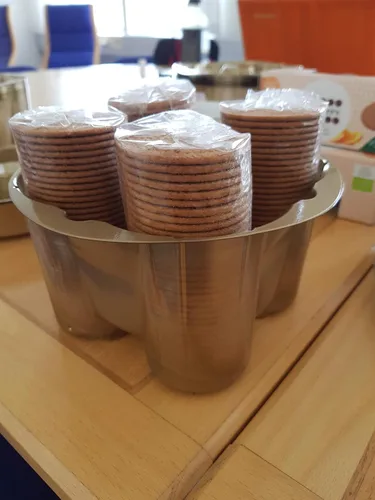 Miniatura 3 de Nyakers Pepparkakor Galletas de jengibre suecas Galletas veganas Galletas sin lácteos Caja grande de galletas gourmet 26.45 onzas
