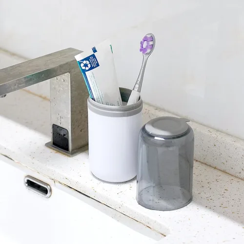 Miniatura 6 de Soporte para cepillo de dientes de viaje, estuche 2 en 1 y taza de enjuague, contenedor portátil para artículos de aseo personal con orificio de Gris
