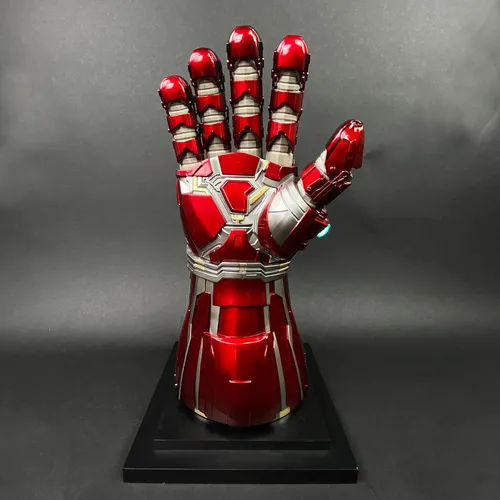 Miniatura 4 de Guante de fantasía rojo con luz LED Infinity Stones Puño articulado hecho de metal, pesado. Diseñado para cosplay, disfraces y exhibiciones