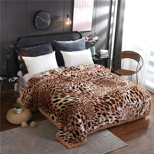 Miniatura 16 de LGYKUMEG Manta pesada de visón coreano, tamaño Queen de 79 x 91 pulgadas, sedosa suave y cálida, manta de cama Raschel reversible de 2 capas, 9