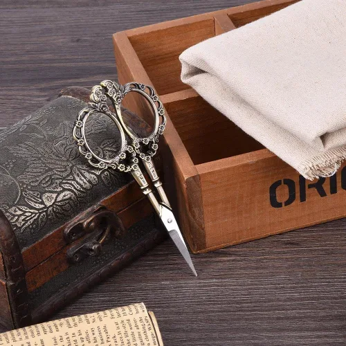 Miniatura 4 de AKOAK Tijeras estilo ciruela vintage - Tijeras multifuncionales de acero inoxidable para uñas (plata)