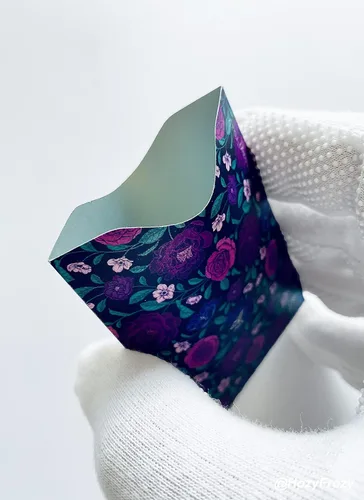 Miniatura 4 de 8 fundas de bloqueo RFID, diseños únicos y artes en morado, soporte antirrobo, protector de tarjeta de crédito, fácil de reconocer, resistente