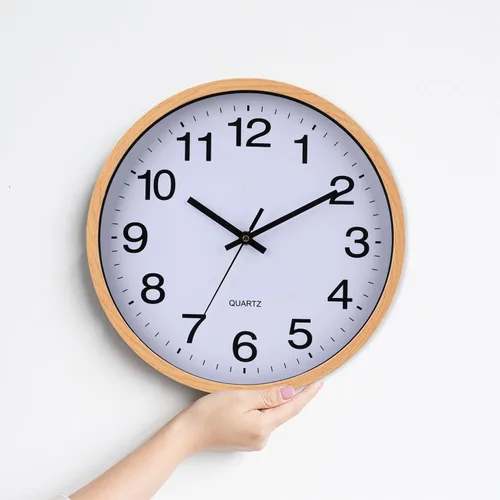 Miniatura 3 de Reloj de pared de 12 pulgadas con marco de madera, cubierta de vidrio, sin tictac, con números, de cuarzo, diseño moderno de cuarzo, decorativo