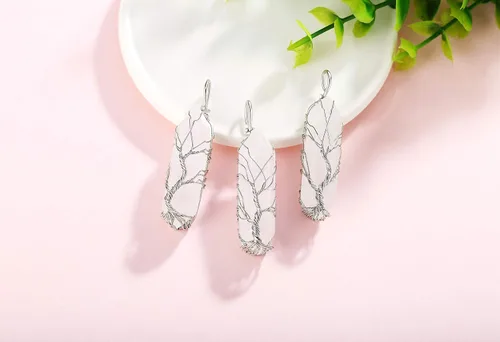 Miniatura 4 de XIANNVXI Collar con colgante de luna creciente envuelta en alambre con forma de árbol de la vida Collar con piedras de cristal curativo de reiki