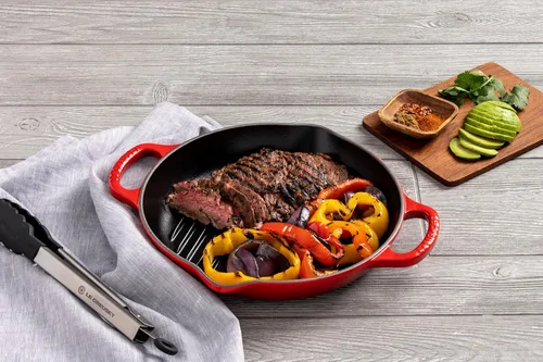 Miniatura 6 de Le Creuset Parrilla redonda profunda de hierro fundido esmaltado, 9.75 pulgadas, color cereza Cerise