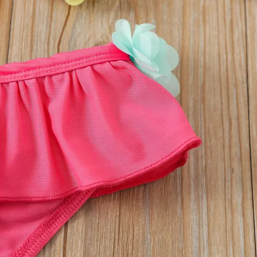 Miniatura 3 de Yccutest Traje de baño de flores para bebé, 3 piezas, parte superior triangular, parte inferior con volantes, sombrero para el sol, conjunto