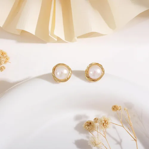 Miniatura 7 de Aretes de perlas para mujer, perlas redondas blancas, aretes de oro envueltos de alambre, joyería hecha a mano para mamá, amante y ella