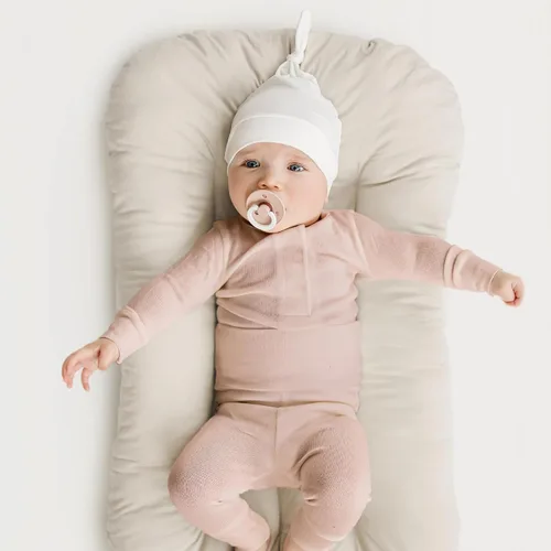 Miniatura 3 de Konssy Paquete de 8 gorros para bebé recién nacido, gorros suaves para bebés y niñas de 0 a 6 meses