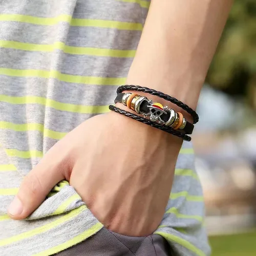 Miniatura 6 de Nuahyaz Pulseras de cuero de anime Sombrero de paja Luffy cráneo regimiento Pulsera de aleación punk, regalo de joyería de cosplay para fanáticos