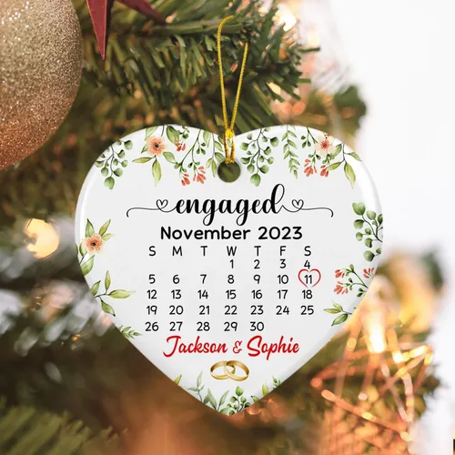 Miniatura 3 de Adorno de cerámica personalizado para la primera Navidad, nombres personalizados para parejas, regalo de primer adorno de Navidad para recién