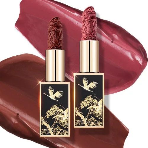 Miniatura 11 de Catkin Lápiz labial semimate hidratante de color de alto impacto infundido con vitamina E y aceite de aguacate, textura suave y sedosa, acabado mate